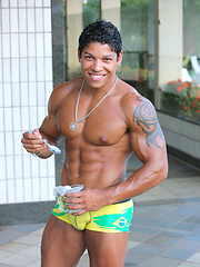 Latin bodybuilder Luiz Tribal by Power Men image #8