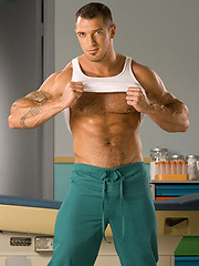 Hot muscle man Francesko D'Macho stripping by Hot House Backroom image #8