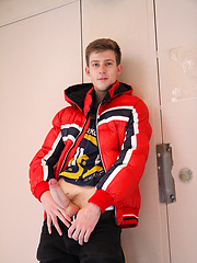 19 year old Olly Daniels - Hung Aussie skater by Bentley Race image #8