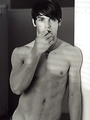 Justin Gaston by Male Stars image #6