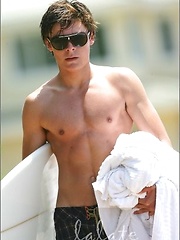 Zac Efron by Male Stars image #5