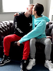Sarpa Van Rider and Andy Samuel's first hook up