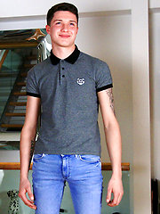 Young Straight Marco's First Man Wank & Suck & it's Lucky Dominic Who Plays with his Big Uncut Cock!