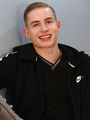 Straight Young & Very Hung Carter's 1st Man Wank & he Cum's Bucket Loads!