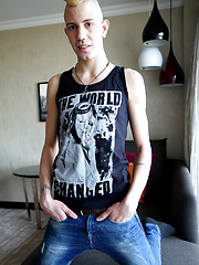 Skinny punk Leon Lee and that massive cock