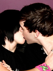 Indie Guy Fucks Cute Emo Boy With His Big Dick