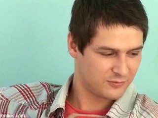 Hot twink Brandon Manilow and Yann Tiersen have sex