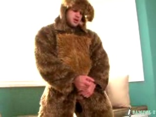 Sexy & playful creature who can\\\'t stop playing with himself!