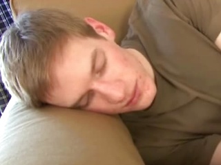 Skinny twink Luke Dole fucks his toy