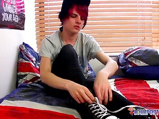 Emo Twink Damien Delivers A Load - Damien Winters