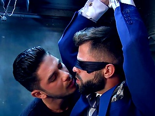 RUSSIAN ROULETTE. Starring DATO FOLAND & HECTOR DE SILVA