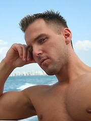 Axel shows his cock by ManAvenue image #6