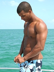 Latin muscle man jacking off dick by ManAvenue image #7