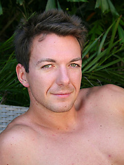 Ivan shows his ripped body by ManAvenue image #6