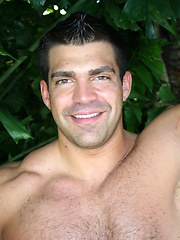 Vince posing naked by ManAvenue image #9