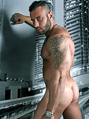 Gianluigi One to One by Men at Play image #7