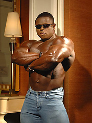 Sean Jones by Muscle Gallery image #6