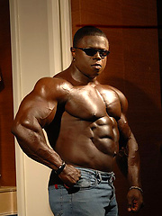 Sean Jones by Muscle Gallery image #6
