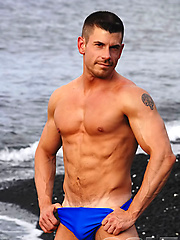Darin Hawk shows his ripped body outdoors by Colt Studio image #6