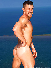 Darin Hawk shows his ripped body outdoors by Colt Studio image #6