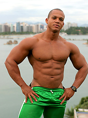 Bald latin muscle man Felipe Gigante by Power Men image #8