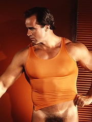 Leo Hooks - oiled by Colt Studio image #8