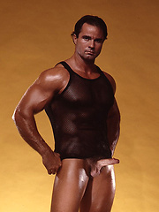 Leo Hooks - oiled by Colt Studio image #8