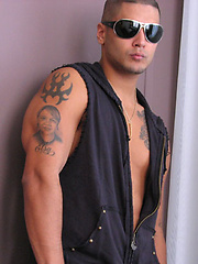 Sexy fitness model Joe Torres by Mark Wolff image #7