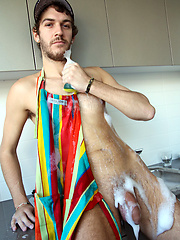Aden Sandler jacking off and cuming by Bentley Race image #6