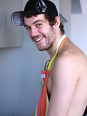 Aden Sandler jacking off and cuming by Bentley Race image #6