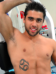 Riccardo plays with a toy by LucasKazan image #5