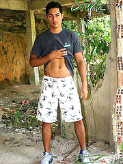Carlos Olivira posing naked by Brazilian Studz image #7