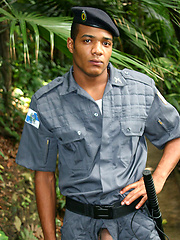 Brazilian cop Bruno Loronha shows his cock by Brazilian Studz image #7