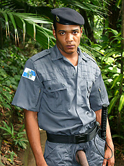 Brazilian cop Bruno Loronha shows his cock by Brazilian Studz image #7