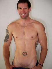 Cash McCoy strokes cock by Southern Strokes image #7