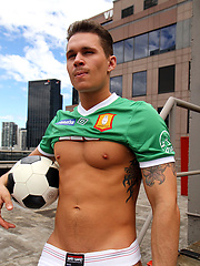 On the first day of summer Tate Ryder strips naked in the city by Bentley Race image #8