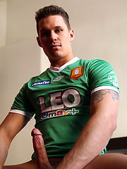 On the first day of summer Tate Ryder strips naked in the city by Bentley Race image #8
