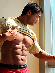 L:Atino bodybuilder Brutus Difino jackoff by Muscle Hunks image #7