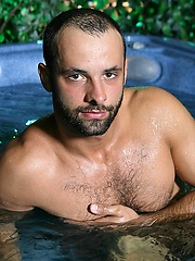 Nice english hunk Vladi posing by UKNakedmen image #4