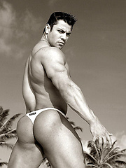 Raul Delaguardia posing naked by Muscle Hunks image #6