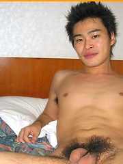 Hot Japanese guy with a nice body shows off his big cock by Japan Boyz image #5