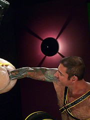 Nick Moretti fists Rick Van Sant ass by Club Inferno image #6