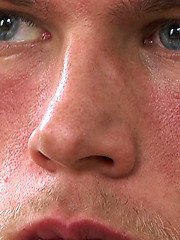 Mr Liverpool lets Kev suck his cock by English Lads image #4