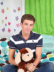 Twink bomb hitchhiking to the butt bang bedroom by LollipopTwinks image #5