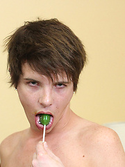 Twinks getting blowjob lessons by LollipopTwinks image #5