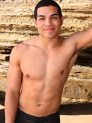 Lee's got a nice chiseled jaw line, dark eyes and full lips! by SeanCody image #8