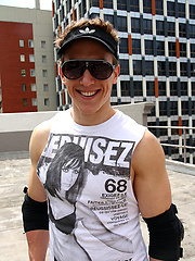 Naked in the City Centre with Brad Thomas by Bentley Race image #5