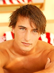 Hot muscle jock Andy Lloyd shows fat cock by BelAmi Online image #5