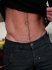 Straight boxing pro Patrick O\\\\\\\'Brian - muscular and ripped hunk by English Lads image #6