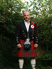 Hairy Man in a Kilt - Carlo Cox by Butch Dixon image #6